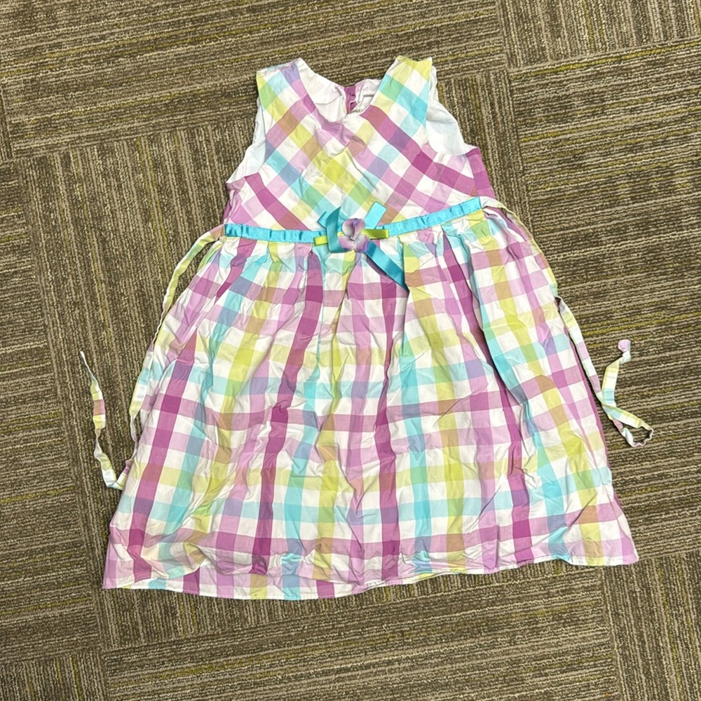 Beautiful girls dress size 6